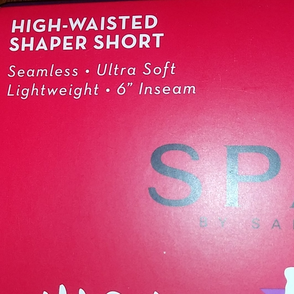 Spanx Higher Power Short High Waisted - Picture 2 of 11